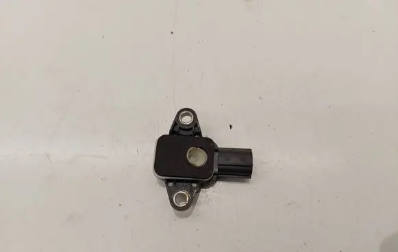 Audi A3 S3 8P Airbag deployment crash/impact sensor 8P0955557