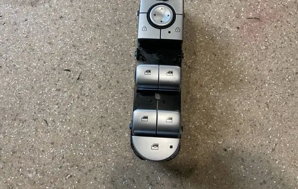 Hyundai Ioniq 5 Electric window control switch 93571GI350
