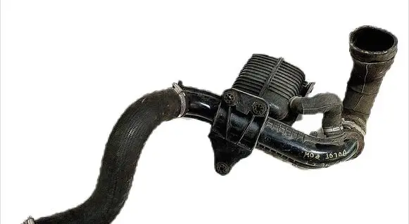 Intercooler hose/pipe