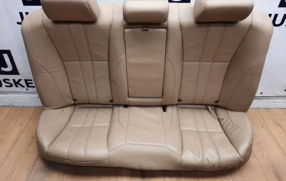 Rear seat