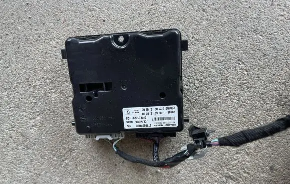 Nissan Qashqai Other devices 277606RG0D