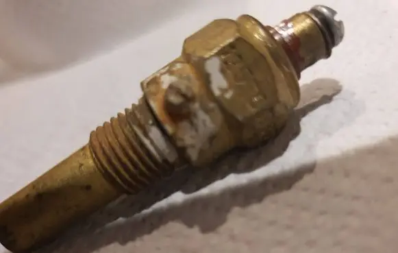 GAZ M-20 Coolant temperature sensor PC403B