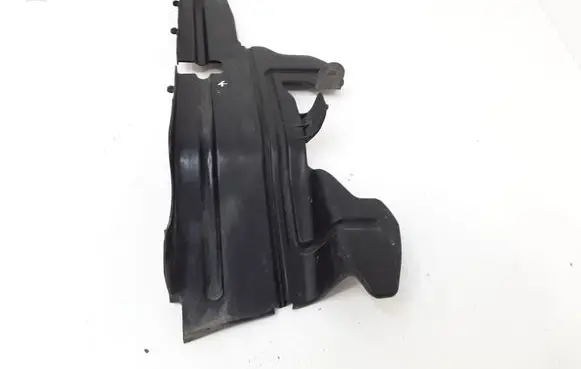 Toyota Corolla Verso AR10 Intercooler air channel guide 