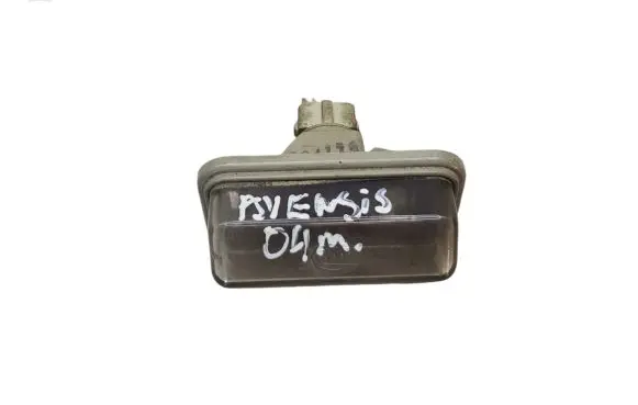Toyota Avensis T250 Number plate light 001479