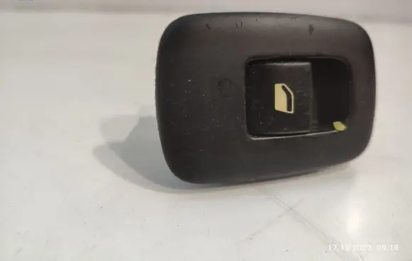 Citroen C5 Electric window control switch