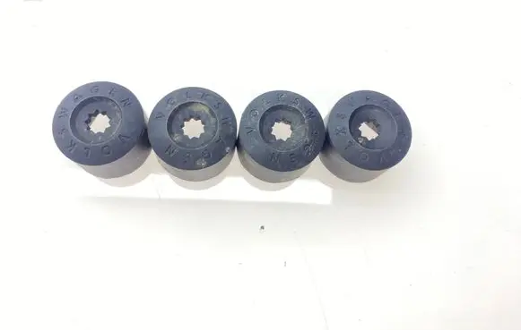 Nuts/bolts