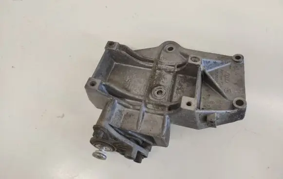 Volkswagen PASSAT B5 A/C compressor mount bracket 028260885A