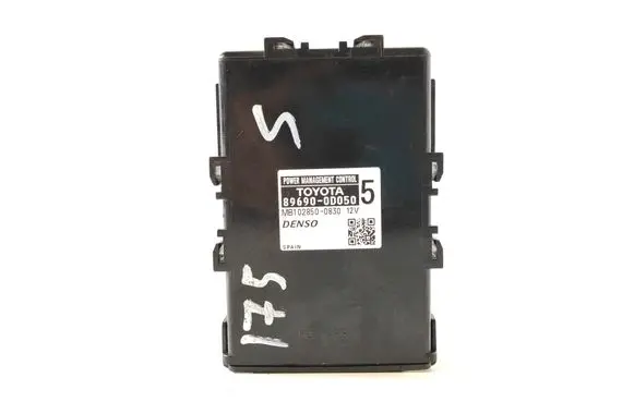 Toyota Yaris Other control units/modules 89690-0D050