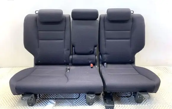 Honda CR-V Second row seats 