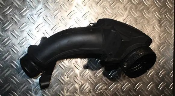 Intake resonator
