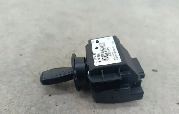 Mercedes-Benz A W169 Ignition lock 169545150804156906