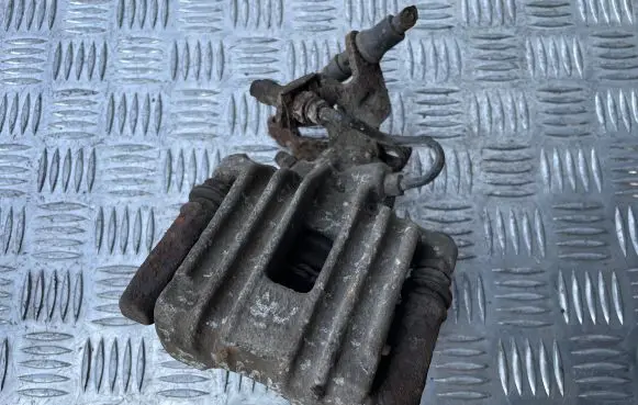 Skoda Octavia Mk2 (1Z) Rear brake caliper