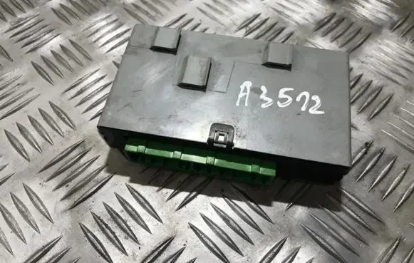 Volvo S40, V40 Other control units/modules 30889926 mb232300-8461