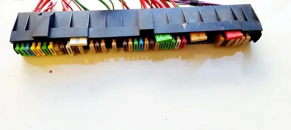 BMW 5 E39 Fuse box set 61138366570 61.13-8366570