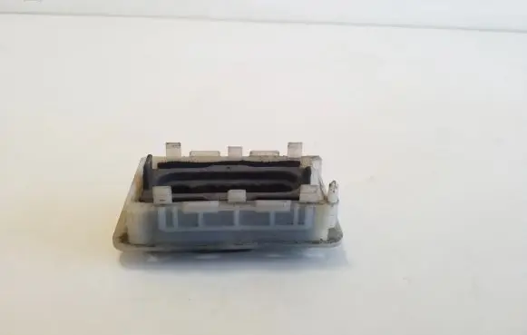 Radiator mount bracket