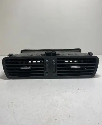 Volkswagen PASSAT B6 Dash center air vent grill 3C1819728