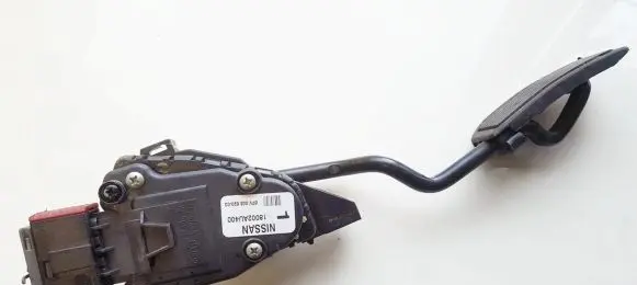 Nissan Primera Accelerator throttle pedal 18002au400 6pv008620-03