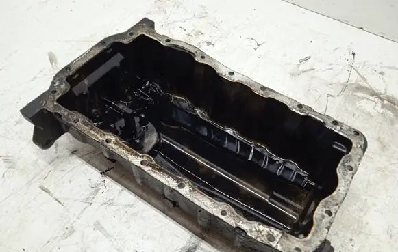 Oil sump