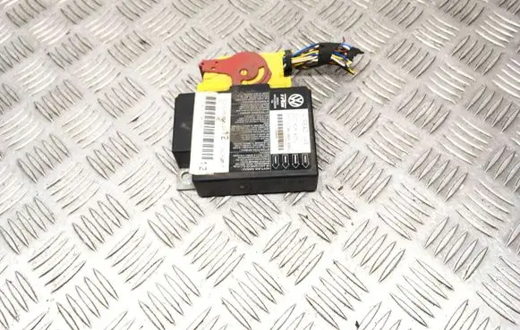 Volkswagen PASSAT B6 Airbag control unit/module 3C0909605J 391130 09H029S2521