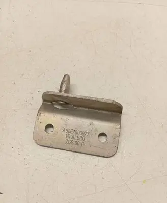 Volkswagen Crafter Rear door lock loop/hook striker A9067600077 ZGS006 ALGR0