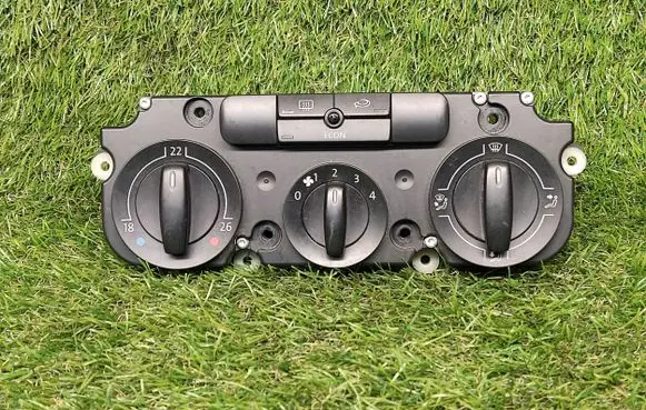 Seat Toledo II (1M) Climate control unit 1K0820047CB 5HB00671950
