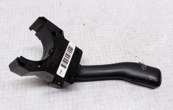 Volkswagen Golf IV Wiper control stalk 4B0953503F CZK0301202012