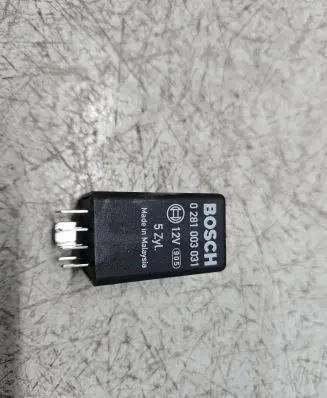 Volkswagen Transporter - Caravelle T5 Other relay 0281003031