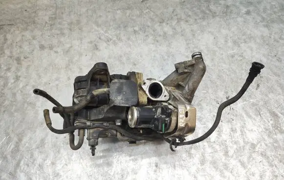 Toyota Proace EGR valve cooler 9807593080 Z2747003 21541