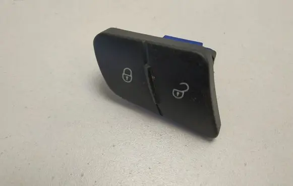 Volkswagen PASSAT B6 Central locking switch button 3C0962126B