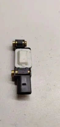 Audi A4 S4 B7 8E 8H Airbag deployment crash/impact sensor 8E0959643E 200365