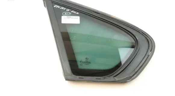 BMW X6 M Rear side window 7182327