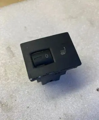 Volkswagen Touareg I Seat heating switch 7L6963563A 7L6963569B 7L6963563