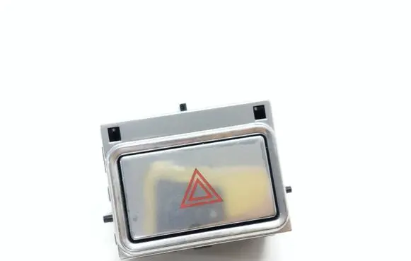 Jaguar I-Pace Hazard light switch J9D311K656AB 281461065645