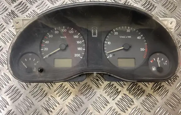 Volkswagen Sharan Speedometer (instrument cluster) 7M1919882L