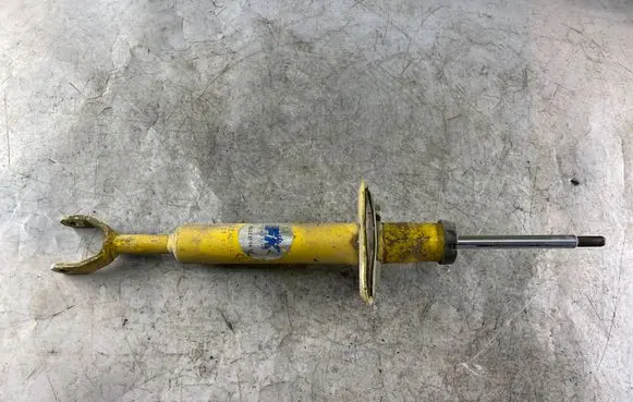 Volkswagen PASSAT B5.5 Front shock absorber/damper Fkzzau501
