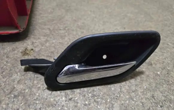 Front door interior handle