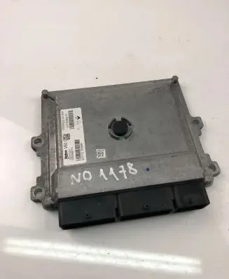 Renault Clio IV Engine control unit/module ECU 237109221R 237105499R