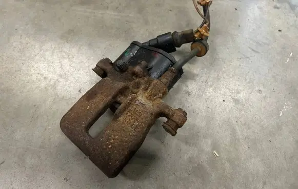 Audi A6 S6 C6 4F Rear brake caliper