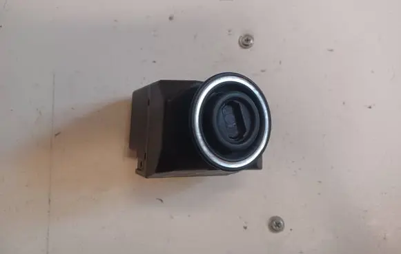Mercedes-Benz E W210 Ignition lock 2105450208 33000301 403843417020611