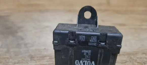 Volvo V70 Seat heating relay 9442947