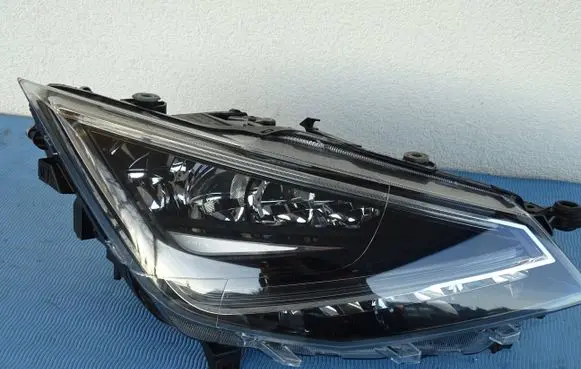 Seat Ibiza V (KJ) Headlight/headlamp 6F1941008E