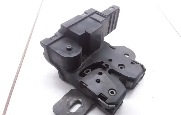 Fiat Stilo Tailgate/trunk/boot lock/catch/latch 46819700