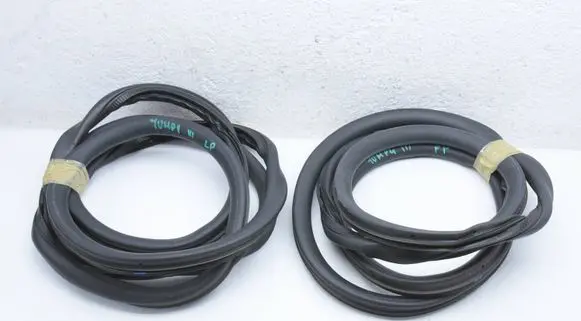 Citroen Jumpy Front door rubber seal 9806514880