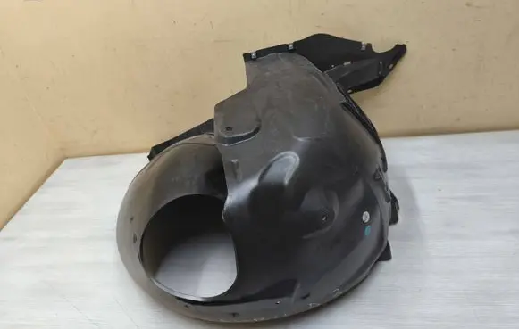 Audi A3 8Y Front arch 8Y0821172R