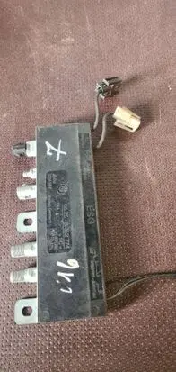 BMW 5 E39 Antenna control unit 8352774