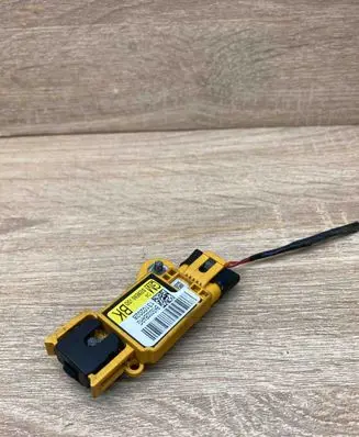 Opel Signum Airbag deployment crash/impact sensor 13102028 WITHPLUG