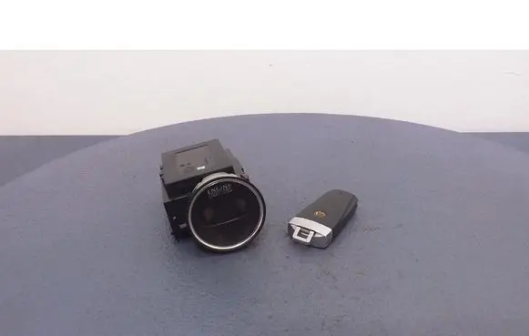 Volkswagen PASSAT B6 Ignition lock 3C0905843R