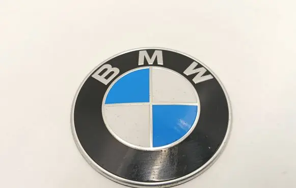 BMW 2 F46 Manufacturer badge logo/emblem 7288752 10333410 8D0000020