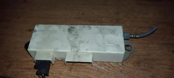 Antenna control unit