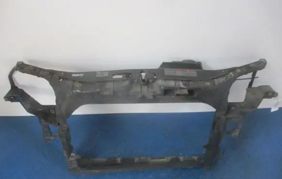 Seat Ibiza III (6L) Front bodywork piece 